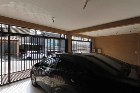 Casa à venda com 300m², 3 quartos e 3 vagas Casa à venda com 300m², 3 quartos e 3 vagasGaragem