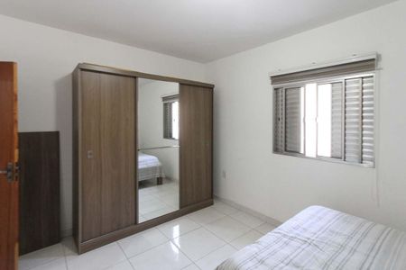 Casa à venda com 300m², 3 quartos e 3 vagas Casa à venda com 300m², 3 quartos e 3 vagasQuarto 03