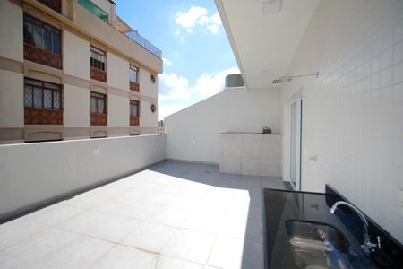 Apartamento para alugar com 119m², 2 quartos e 3 vagasCobertura