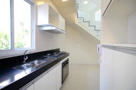 Apartamento para alugar com 119m², 2 quartos e 3 vagasCozinha