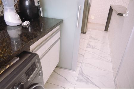 Apartamento à venda com 71m², 3 quartos e 1 vagaÁrea de Serviço