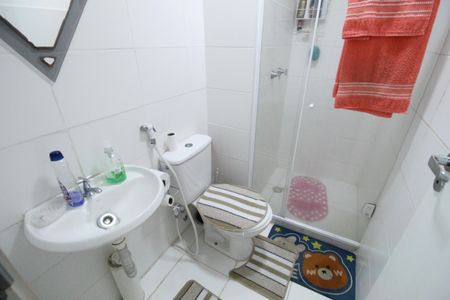 Apartamento para alugar com 67m², 2 quartos e 2 vagasBanheiro da suíte