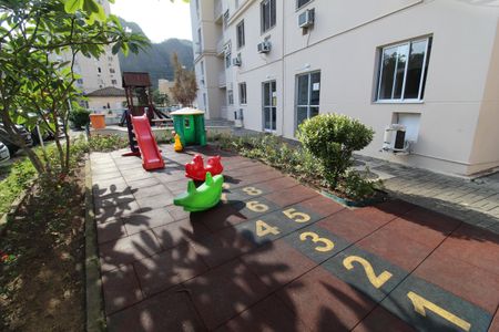 Apartamento para alugar com 67m², 2 quartos e 2 vagasÁrea comum - Playground