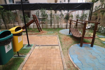 Apartamento para alugar com 37m², 2 quartos e sem vagaÁrea comum - Playground