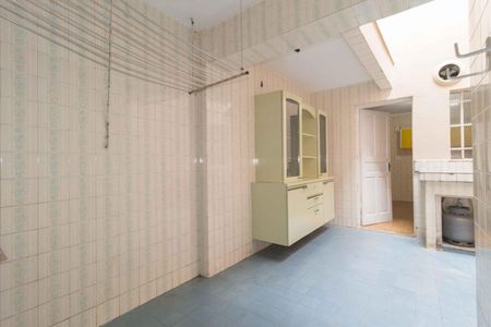 Casa à venda com 150m², 3 quartos e sem vagaÁrea de Serviço