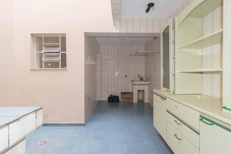 Casa à venda com 150m², 3 quartos e sem vagaÁrea de Serviço