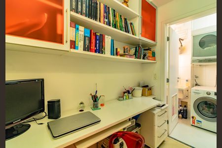 Apartamento à venda com 112m², 3 quartos e 3 vagasEscritório