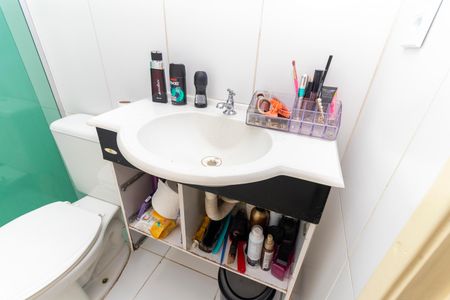 Apartamento à venda com 41m², 2 quartos e 1 vaga Apartamento à venda com 41m², 2 quartos e 1 vagaBanheiro