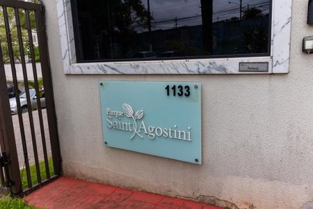 Apartamento à venda com 41m², 2 quartos e 1 vaga Apartamento à venda com 41m², 2 quartos e 1 vagaFachada