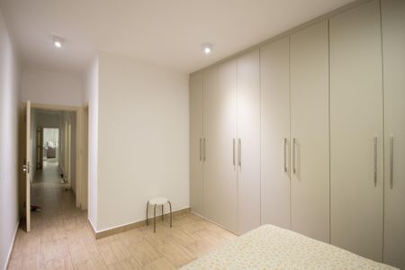 Casa à venda com 188m², 4 quartos e 4 vagasQuarto 2