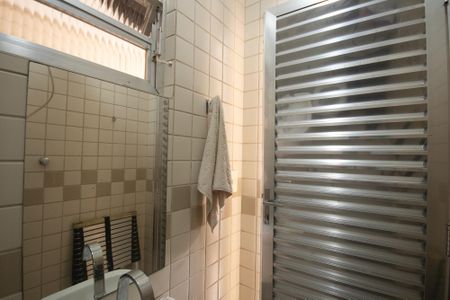 Casa à venda com 188m², 4 quartos e 4 vagasBanheiro 3