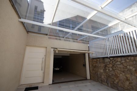 Casa à venda com 188m², 4 quartos e 4 vagasGaragem