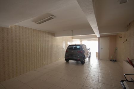 Casa à venda com 188m², 4 quartos e 4 vagasGaragem