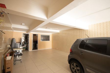 Casa à venda com 188m², 4 quartos e 4 vagasGaragem
