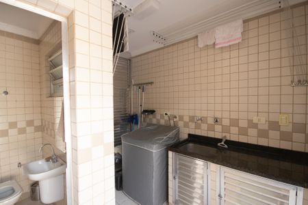 Casa à venda com 188m², 4 quartos e 4 vagasÁrea de Serviço