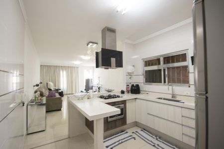 Casa à venda com 188m², 4 quartos e 4 vagasCozinha