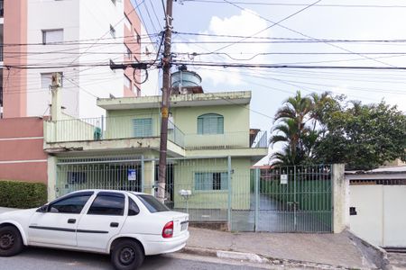 Casa à venda com 100m², 3 quartos e 4 vagasFachada e placa