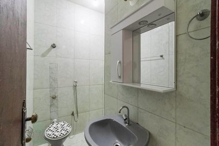 Casa de condomínio à venda com 50m², 2 quartos e sem vagaBanheiro social 