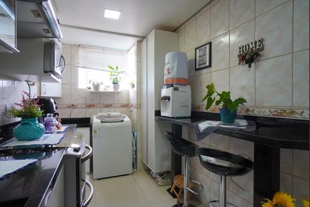 Apartamento à venda com 58m², 2 quartos e 1 vagaCozinha