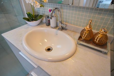 Apartamento à venda com 58m², 2 quartos e 1 vagaBanheiro Corredor