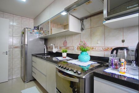 Apartamento à venda com 58m², 2 quartos e 1 vagaCozinha