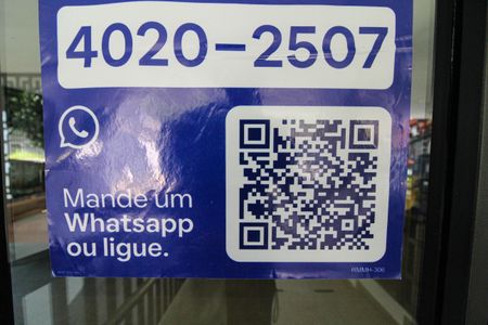 Apartamento à venda com 77m², 3 quartos e 2 vagas Apartamento à venda com 77m², 3 quartos e 2 vagasPlaca