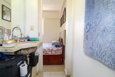 Apartamento à venda com 77m², 3 quartos e 2 vagas Apartamento à venda com 77m², 3 quartos e 2 vagasBanheiro da Suíte 1