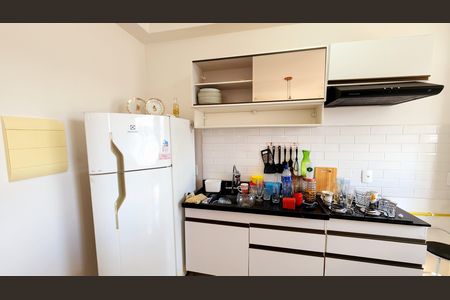 Apartamento para alugar com 45m², 2 quartos e 1 vaga Apartamento para alugar com 45m², 2 quartos e 1 vagaCozinha e Área de Serviço