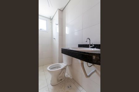 Apartamento à venda com 43m², 2 quartos e sem vaga Apartamento à venda com 43m², 2 quartos e sem vagaBanheiro