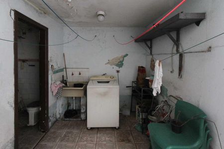 Casa à venda com 82m², 2 quartos e 1 vagaÁrea de Serviço