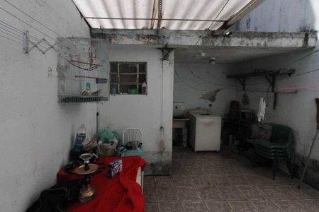 Casa à venda com 82m², 2 quartos e 1 vagaÁrea de Serviço