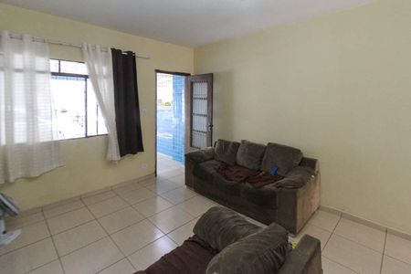 Casa à venda com 82m², 2 quartos e 1 vagaSala