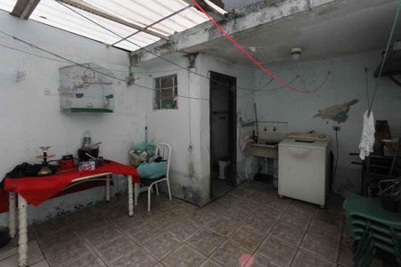 Casa à venda com 82m², 2 quartos e 1 vagaÁrea de Serviço