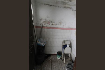 Casa à venda com 82m², 2 quartos e 1 vagaBanheiro de serviço