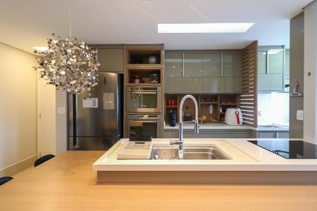 Apartamento à venda com 72m², 2 quartos e 2 vagasCozinha