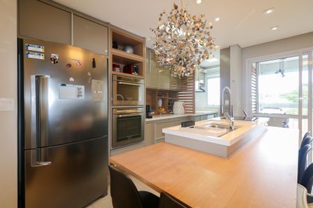 Apartamento à venda com 72m², 2 quartos e 2 vagasCozinha