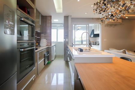 Apartamento à venda com 72m², 2 quartos e 2 vagasCozinha