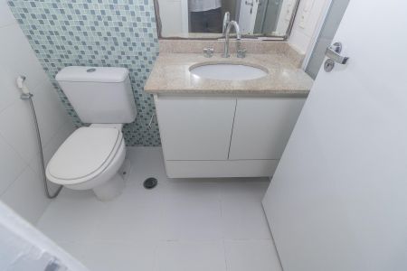Apartamento para alugar com 100m², 3 quartos e 2 vagas Apartamento para alugar com 100m², 3 quartos e 2 vagasBanheiro