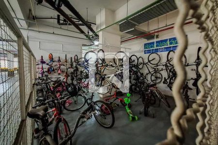 Apartamento para alugar com 100m², 3 quartos e 2 vagas Apartamento para alugar com 100m², 3 quartos e 2 vagasÁrea comum
