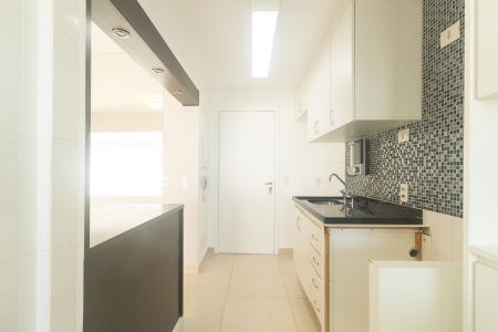 Apartamento para alugar com 100m², 3 quartos e 2 vagas Apartamento para alugar com 100m², 3 quartos e 2 vagasCozinha