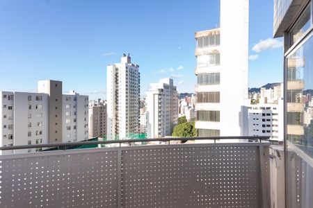 Apartamento à venda com 196m², 3 quartos e 2 vagasVaranda da Sala