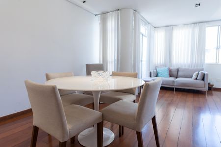 Apartamento à venda com 196m², 3 quartos e 2 vagasSala de Jantar