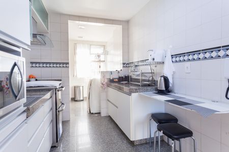 Apartamento à venda com 196m², 3 quartos e 2 vagasCozinha