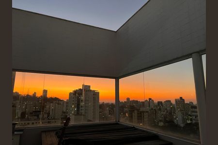 Apartamento à venda com 196m², 3 quartos e 2 vagasVista