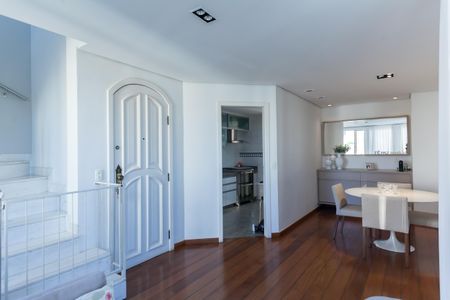 Apartamento à venda com 196m², 3 quartos e 2 vagasSala