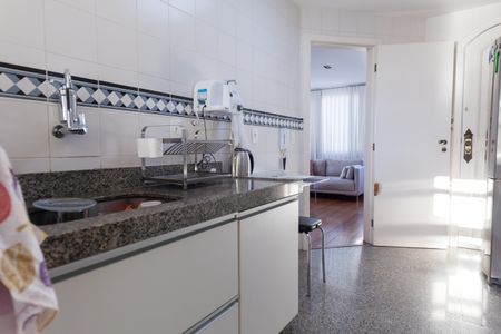 Apartamento à venda com 196m², 3 quartos e 2 vagasCozinha