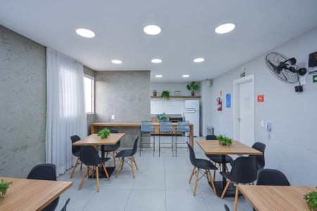 Apartamento à venda com 39m², 2 quartos e 1 vaga Apartamento à venda com 39m², 2 quartos e 1 vagaÁrea comum - Salão de festas