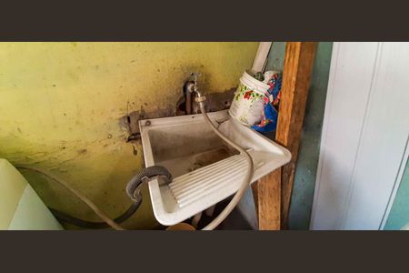 Casa à venda com 54m², 2 quartos e sem vagaÁrea de Serviço