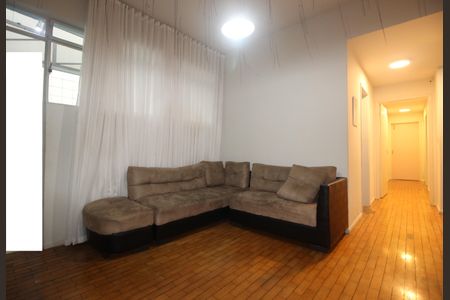 Casa à venda com 290m², 4 quartos e 1 vagaSala 