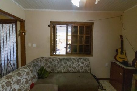 Casa à venda com 140m², 3 quartos e 3 vagas Casa à venda com 140m², 3 quartos e 3 vagasSala